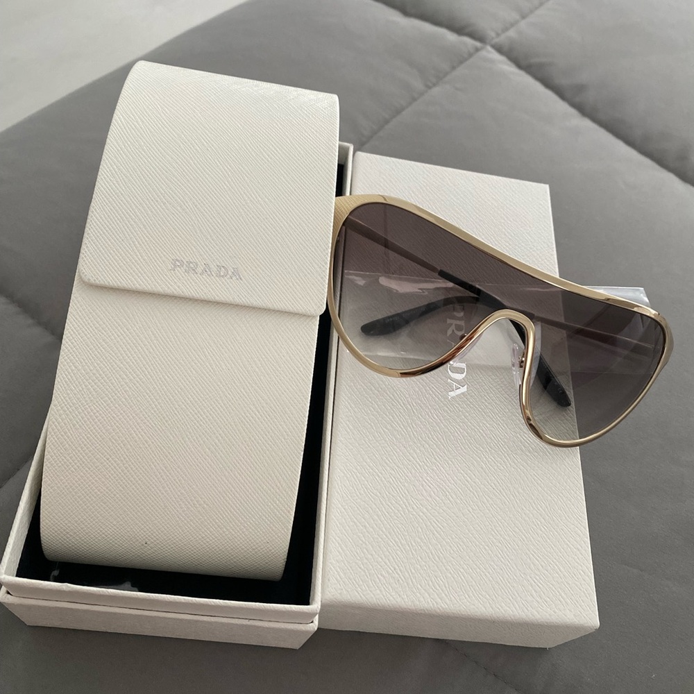 Prada sunglasses NEW IN BOX